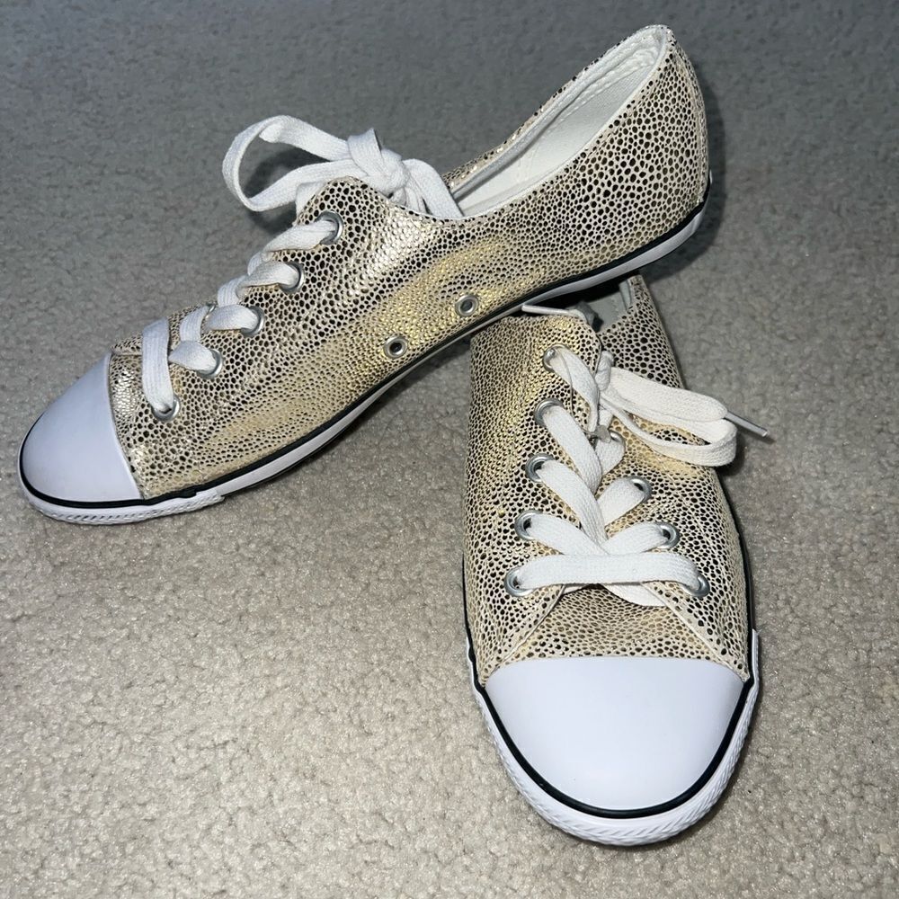Converse Gold Low Top